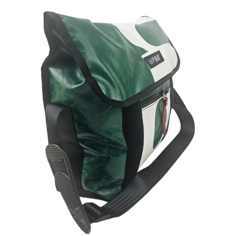 Medway Messenger Bag - Green - MS383