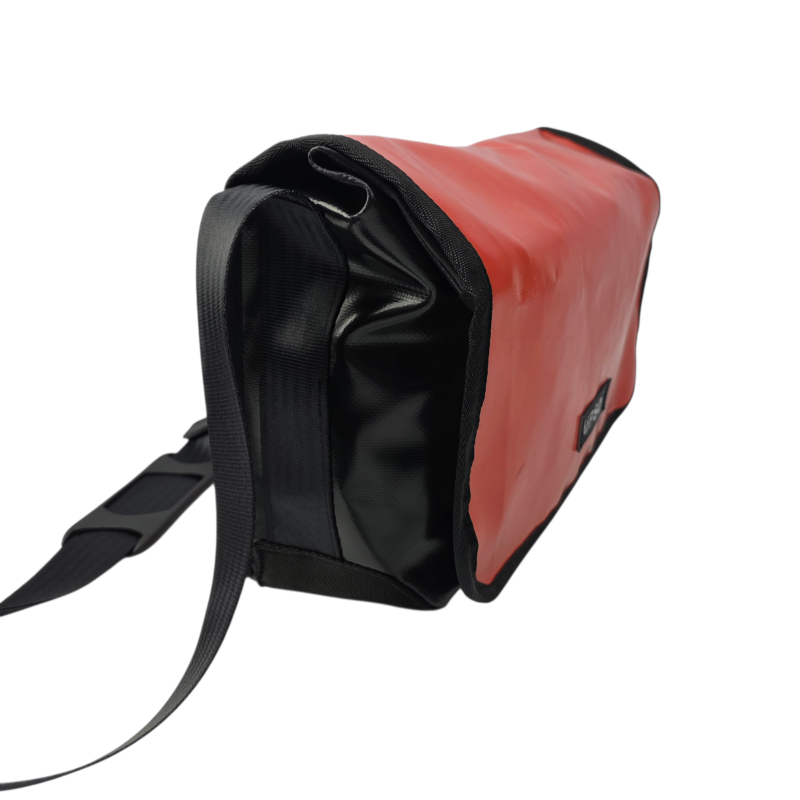 Medway Messenger Bag - Red - MS451