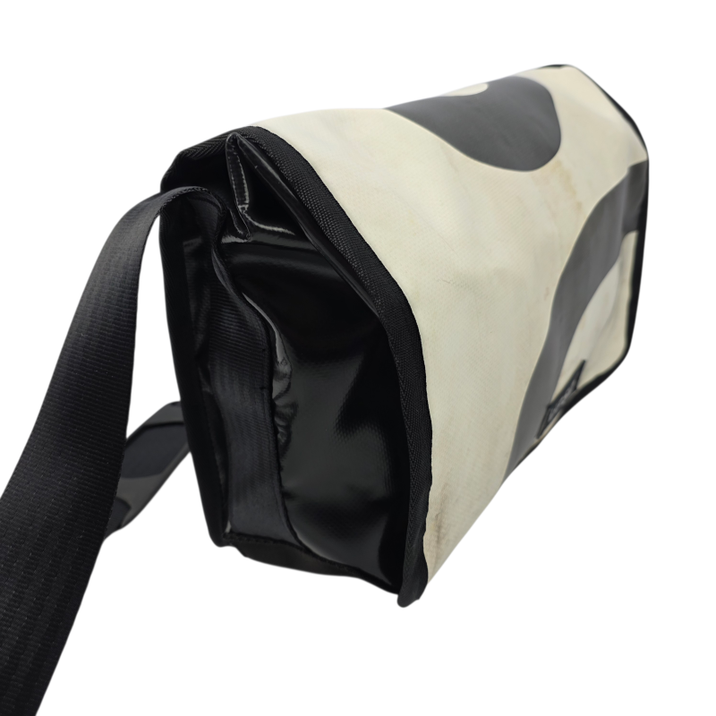 Medway Messenger Bag - White - MS453