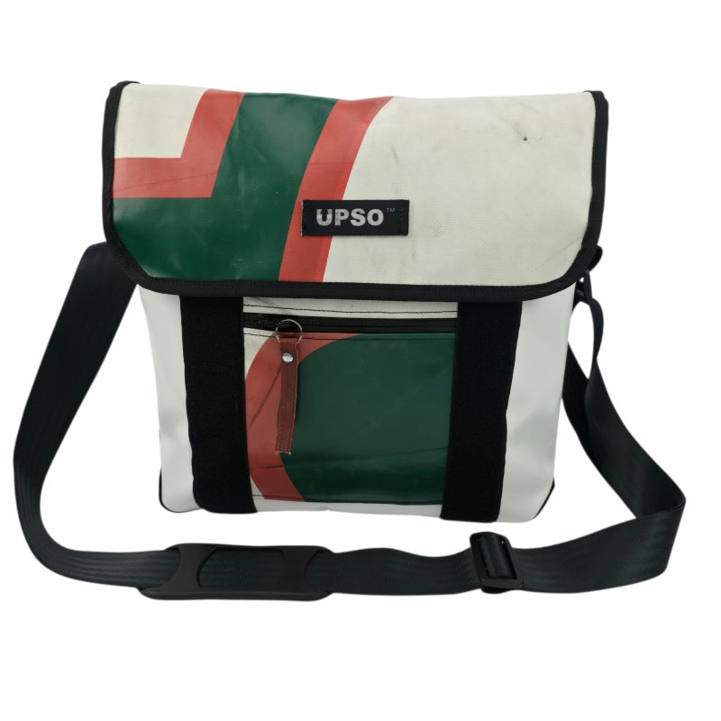 Medway Messenger Bag - Green - MS476