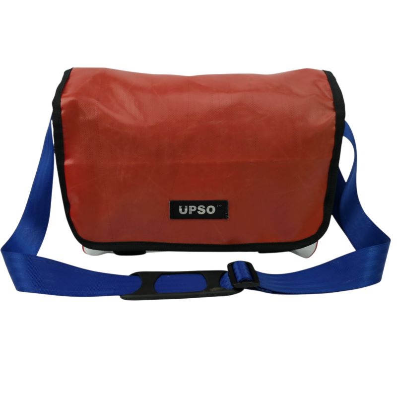 Medway Messenger Bag - Red - MS477