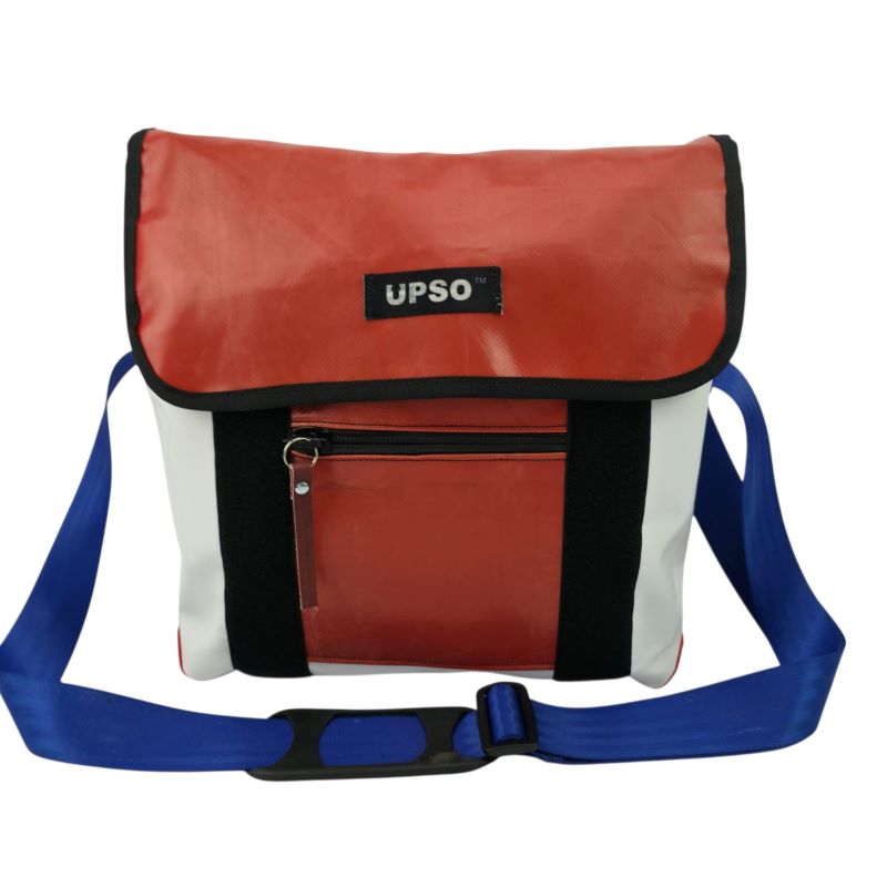Medway Messenger Bag - Red - MS477