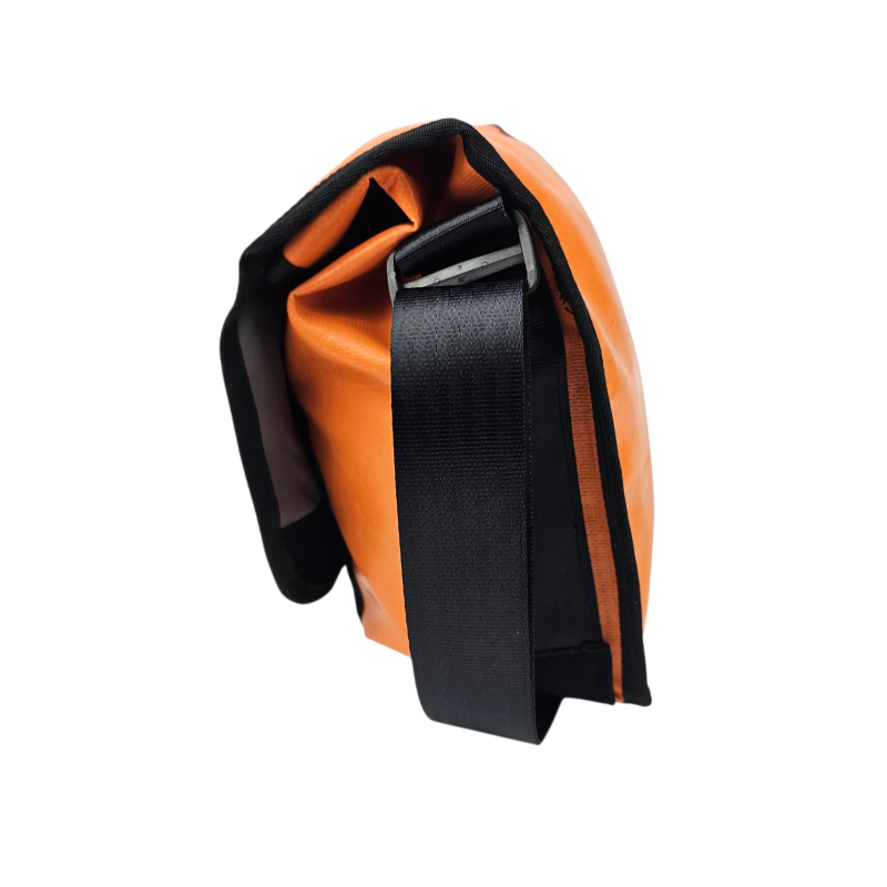 Medway Messenger Bag - orange- MS408