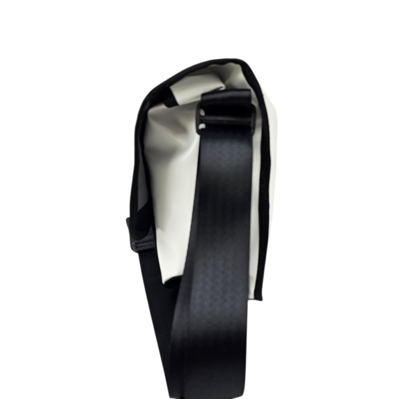 Medway Messenger Bag - beige- MS410