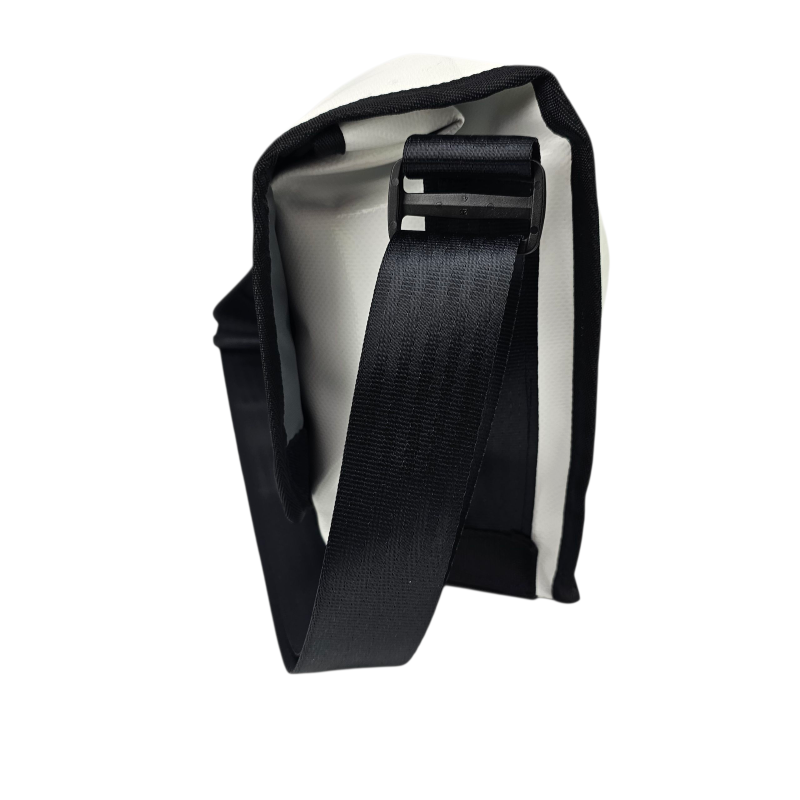 Medway Messenger Bag - white- MS412