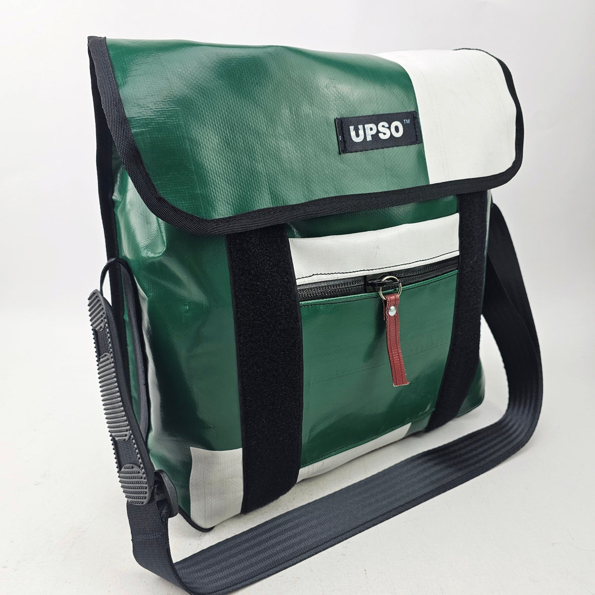 Medway Messenger Bag - Green - MS520
