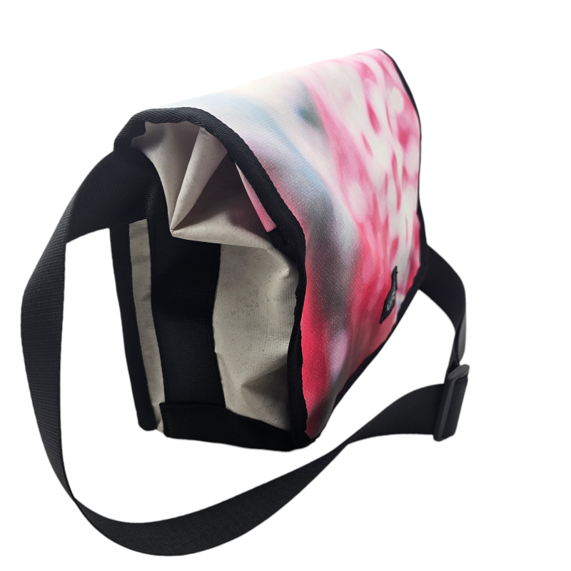 Medway Messenger Bag Small - Pink - MS282