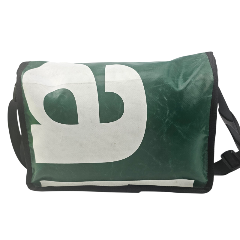Medway Messenger Bag - Green - MS383