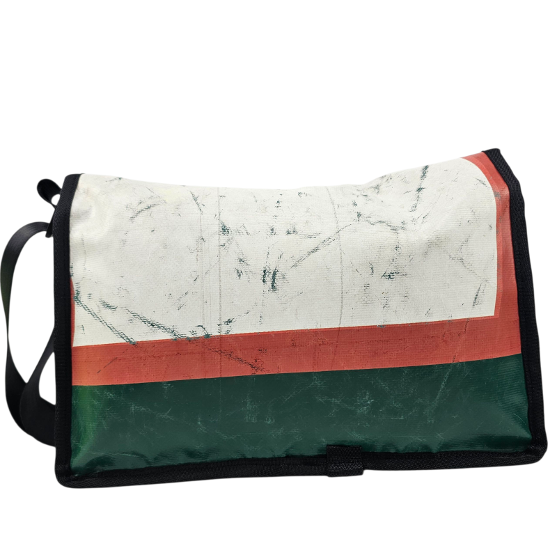 Medway Messenger Bag - Green - MS384