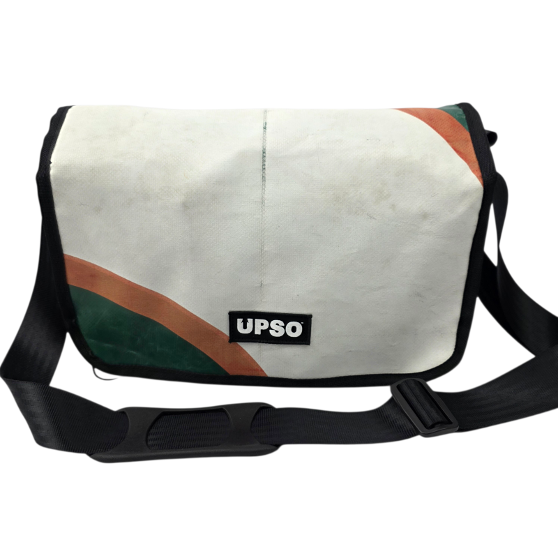 Medway Messenger Bag - Green - MS445