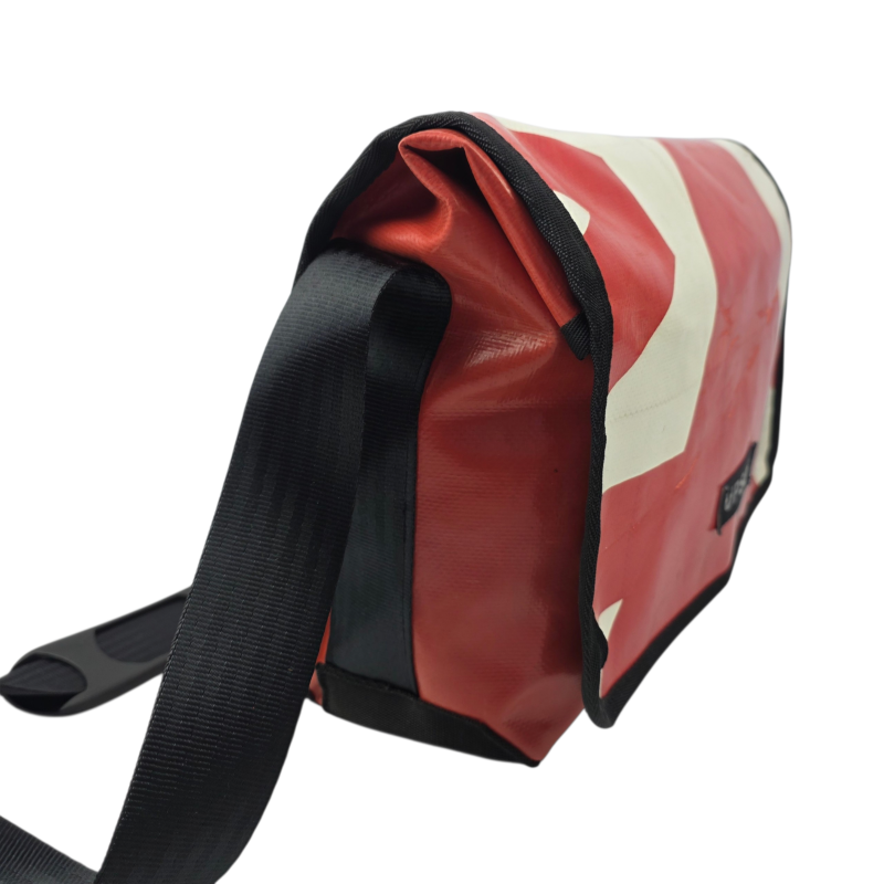 Medway Messenger Bag - Red - MS459