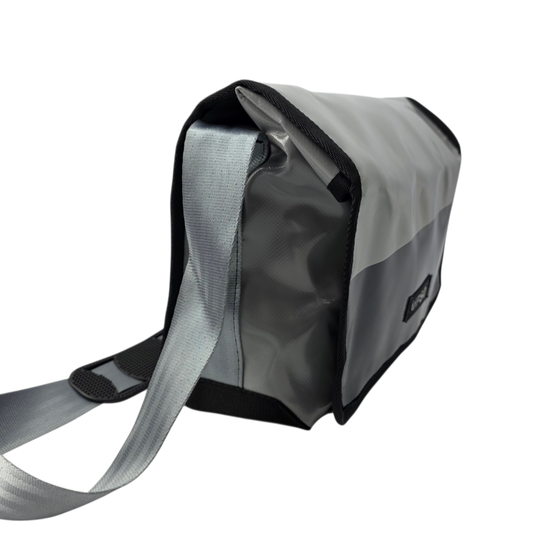 Medway Messenger Bag - Grey - MS466