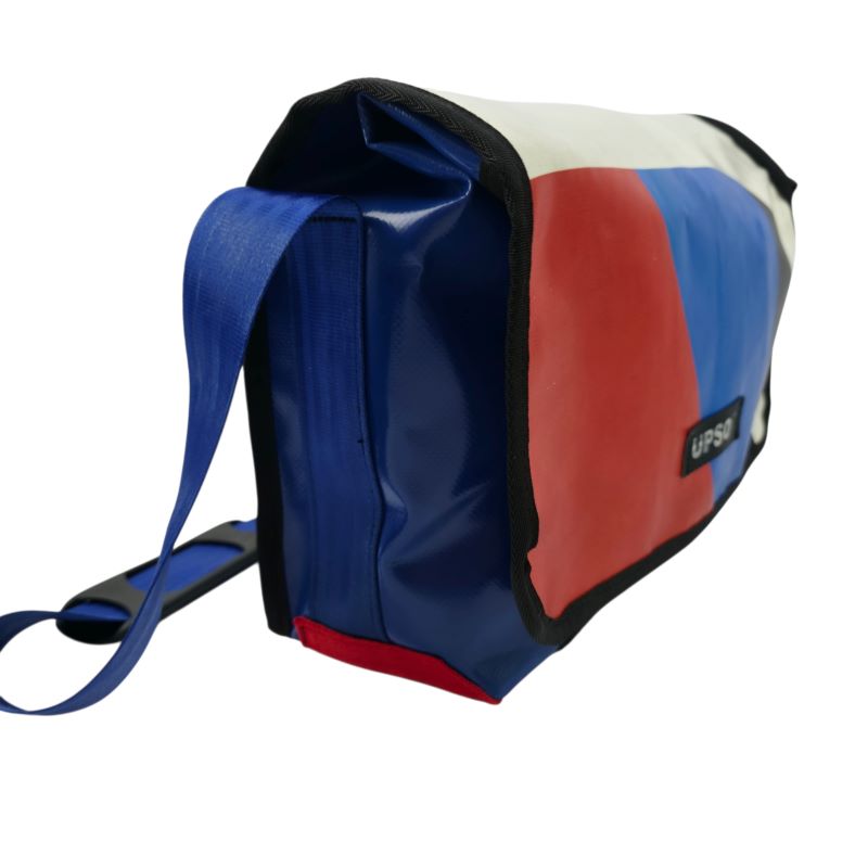 Medway Messenger Bag - Blue - MS475