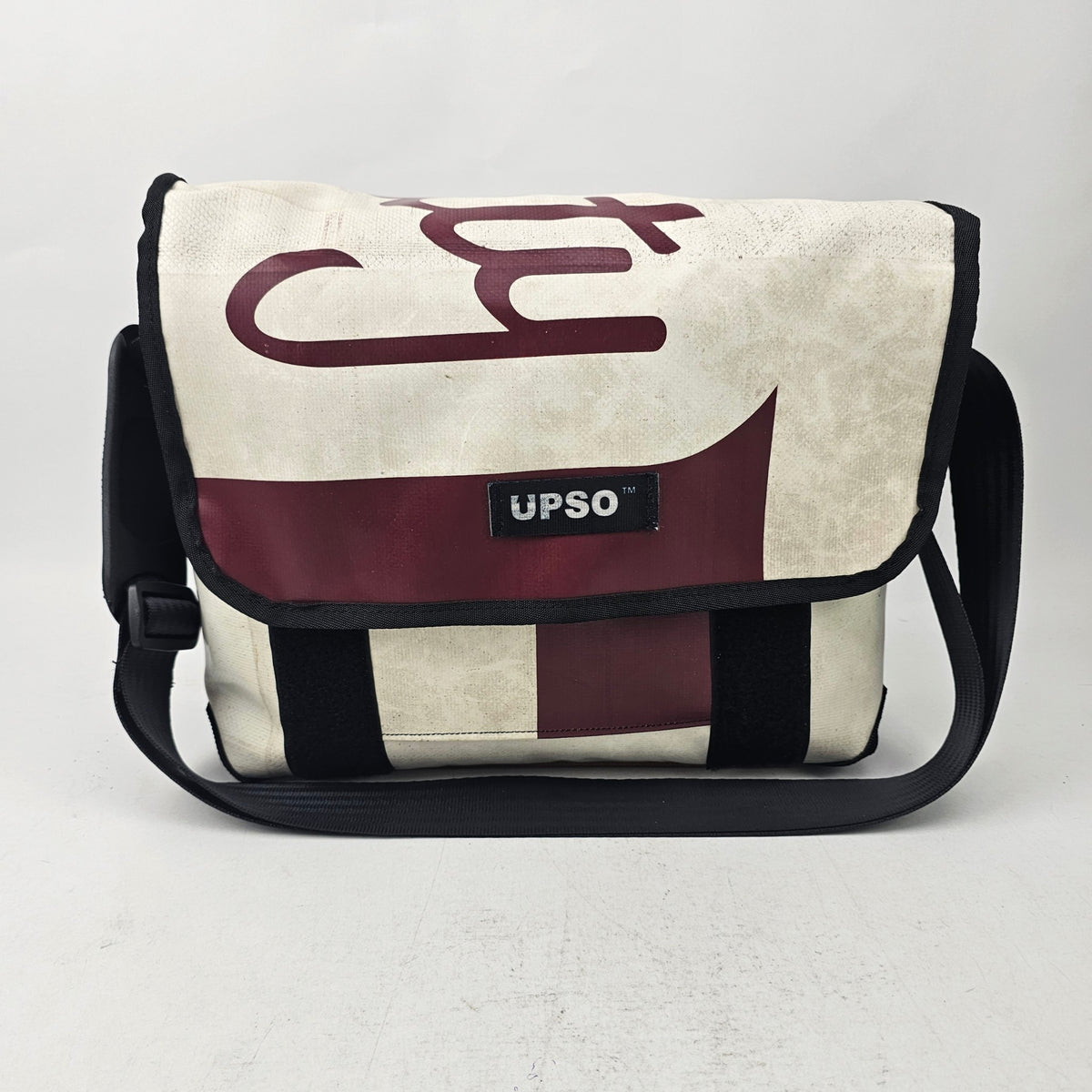 Medway Messenger Bag - Burgundy - MS519