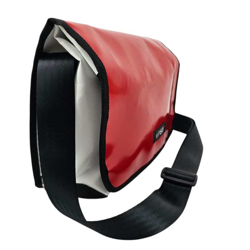 Medway Messenger Bag - Red - MS363