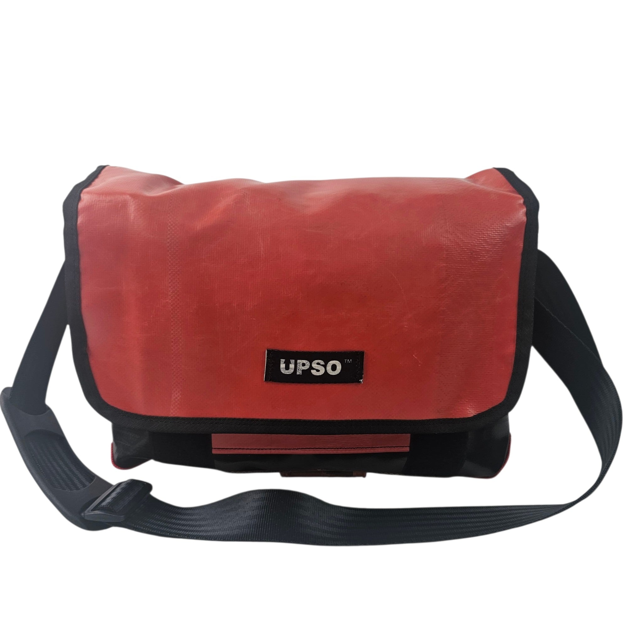 Medway Messenger Bag - Red - MS505